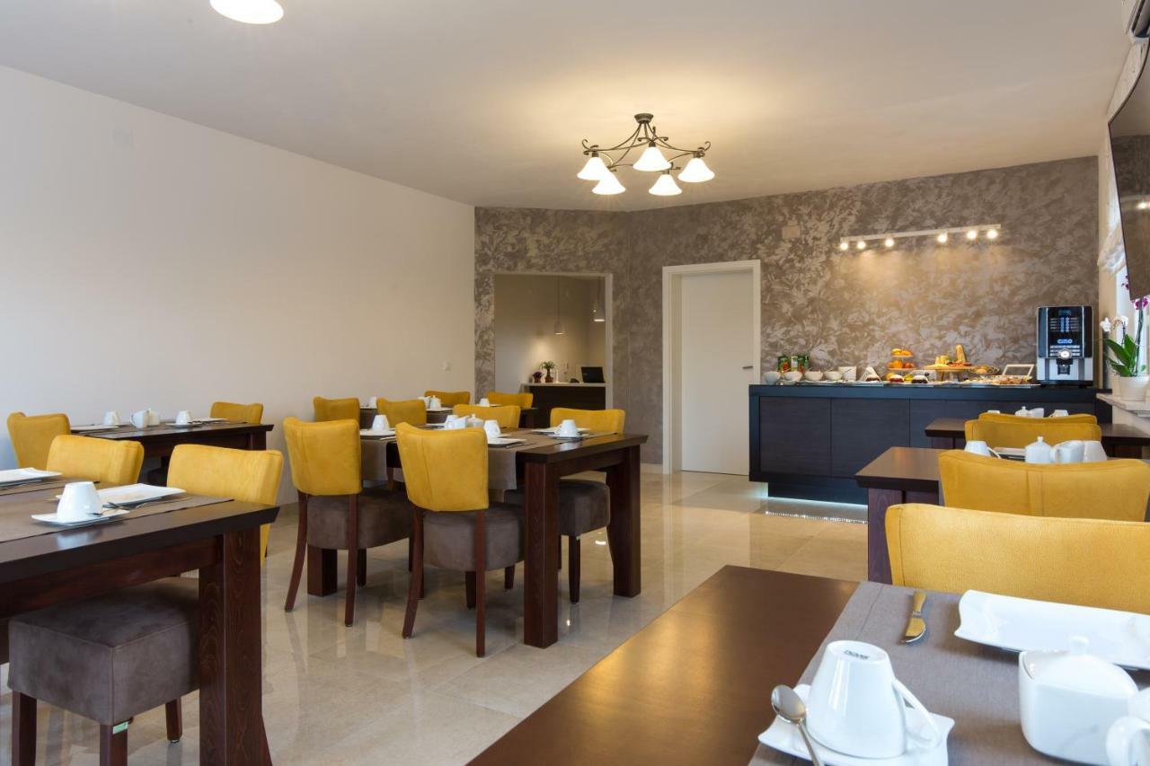 B&B Villa Maris Punat Exterior photo